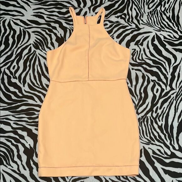 Elizabeth & James - Light Orange Sleeveless Racerback Sheath Mini Dress Sz 10 - Picture 1 of 10